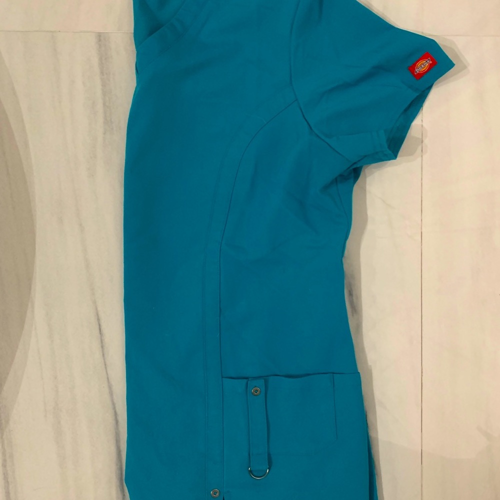 Women’s Scrub top
